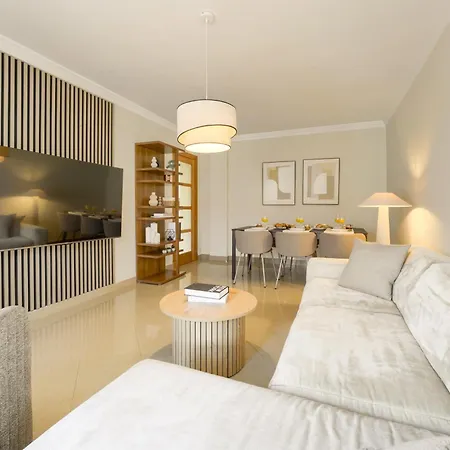 Exclusive - Prime Location Apartment
